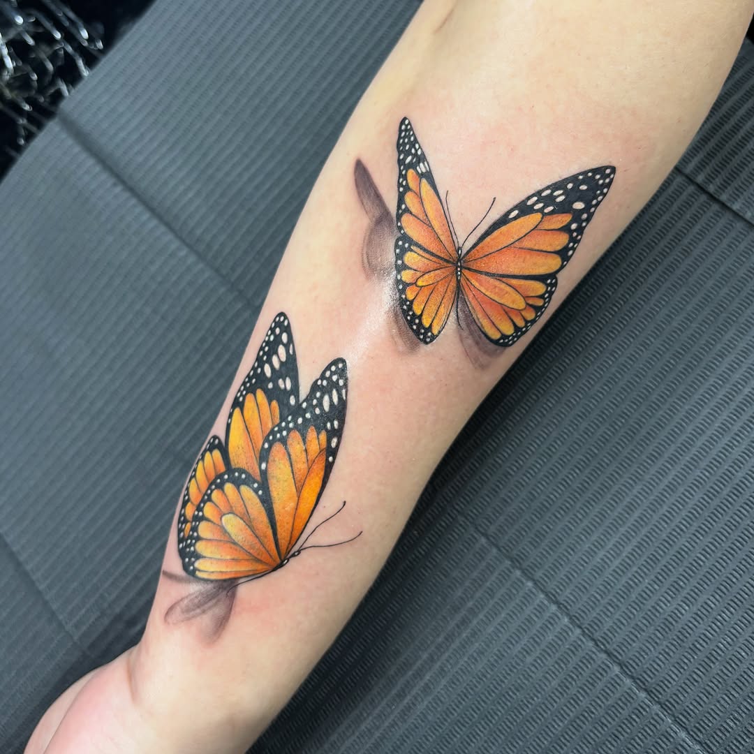 Tattoo by @jennyyyyflores โ realism, fine_line