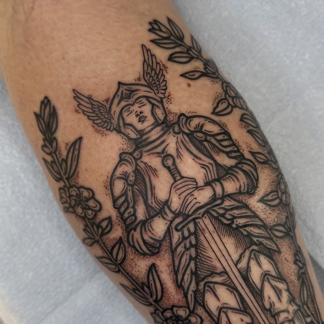 Tattoo by @rosalieocchino — blackwork, dotwork