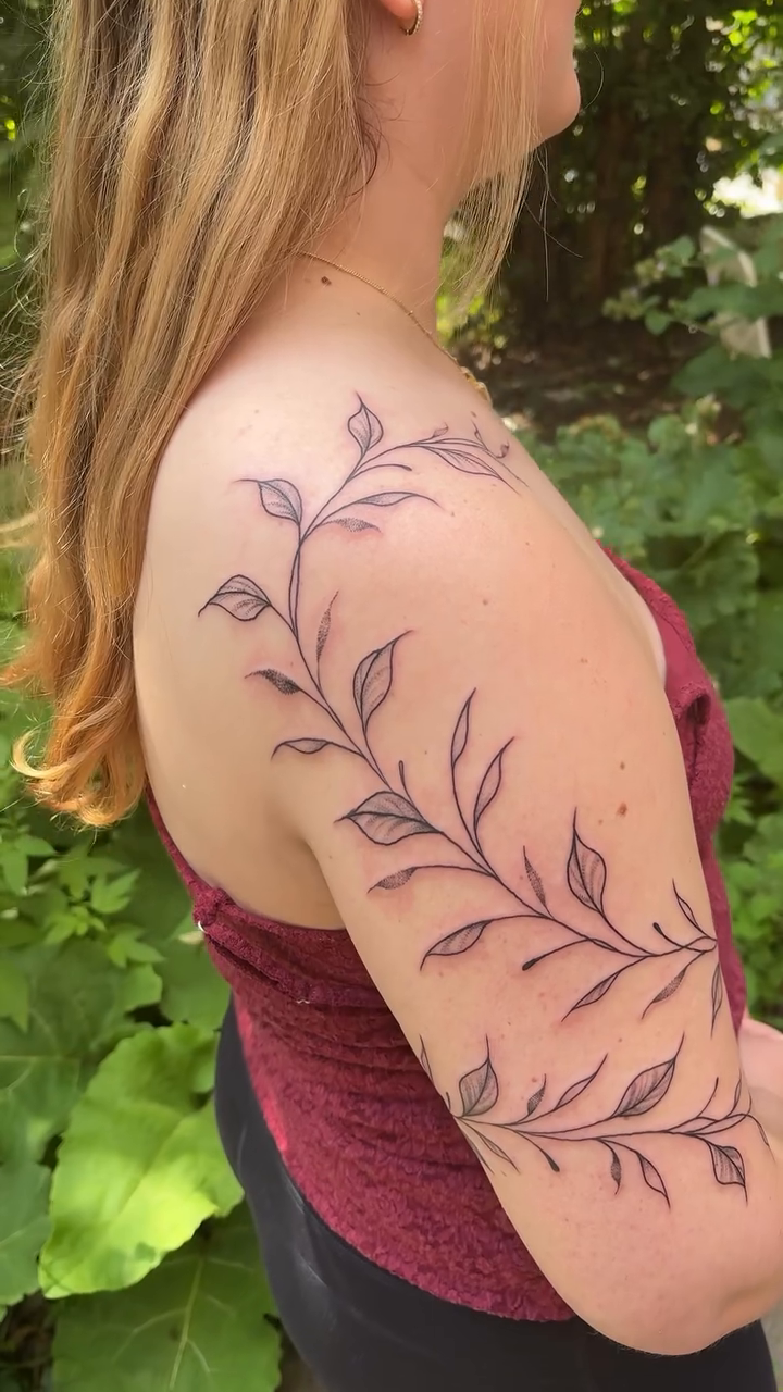 Tattoo by @jenozart — fine_line
