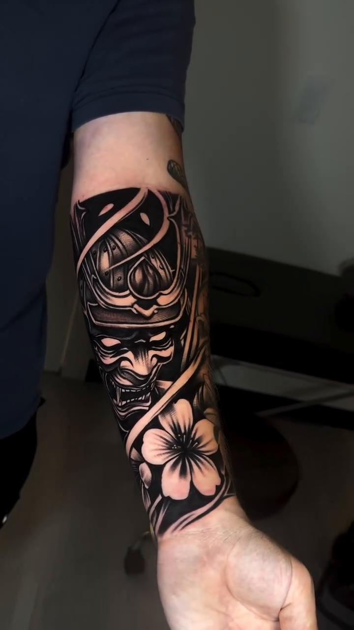 Tattoo by @broken_tattz β japanese_irezumi, blackwork