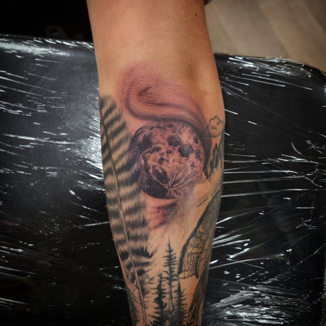 Tattoo by @eric_art1313 — realism, black_and_grey