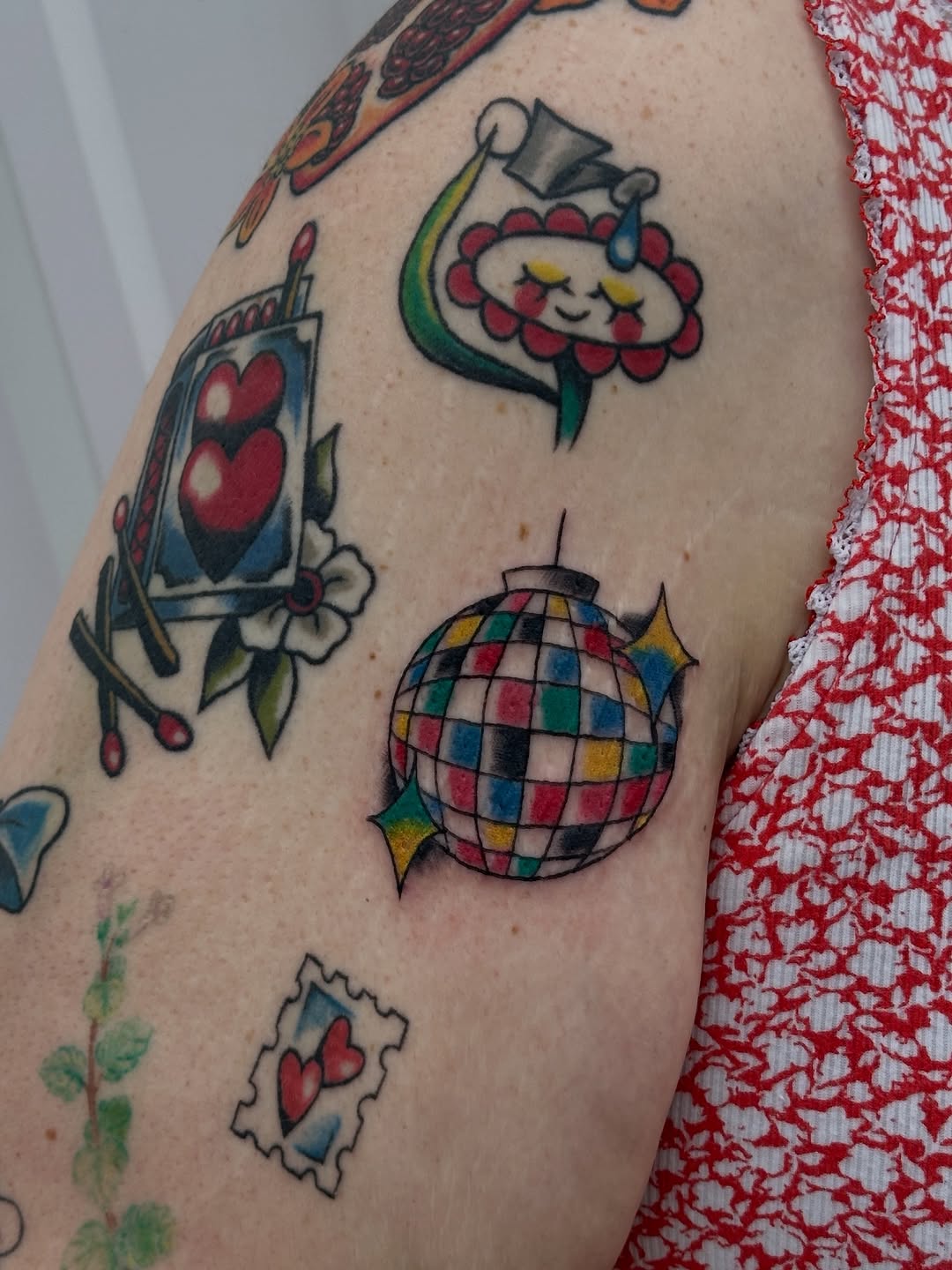 Tattoo by @juuliansolis โ american_traditional, new_school