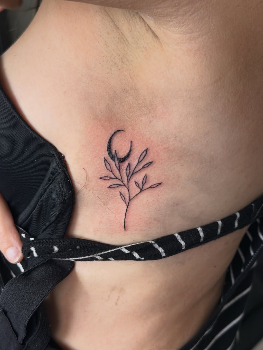 Tattoo by @caitlynntattoos — fine_line, minimalist