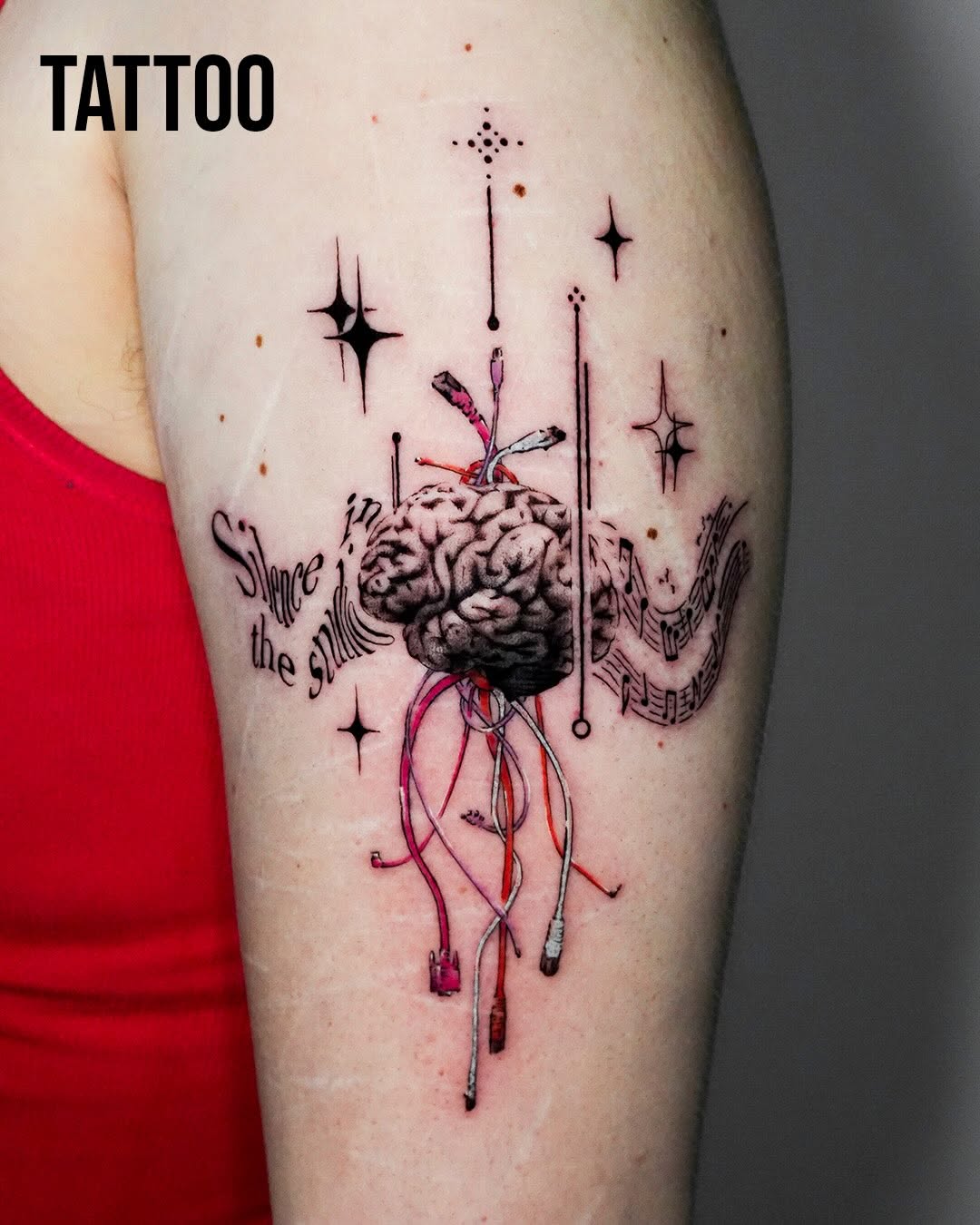Tattoo by @moitattoo — realism, fine_line