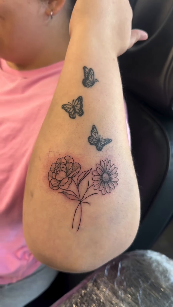 Tattoo by @danibtat2 — fine_line, lettering_script