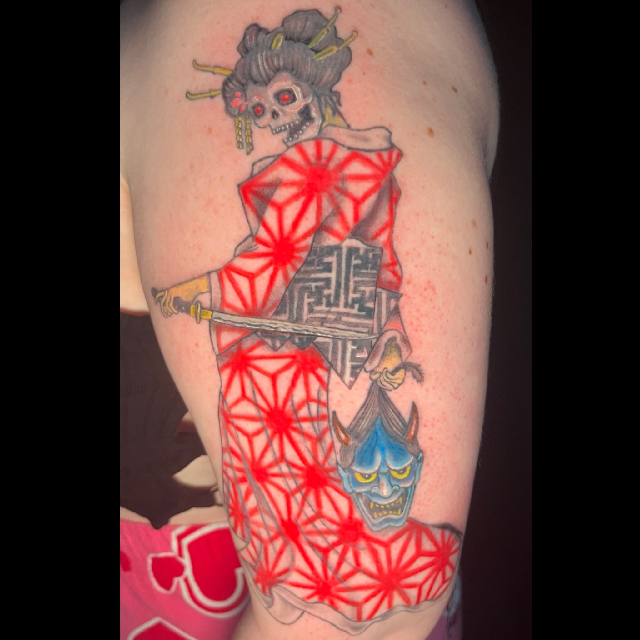 Tattoo by @blackdragon_tat2 — japanese_irezumi, geometric