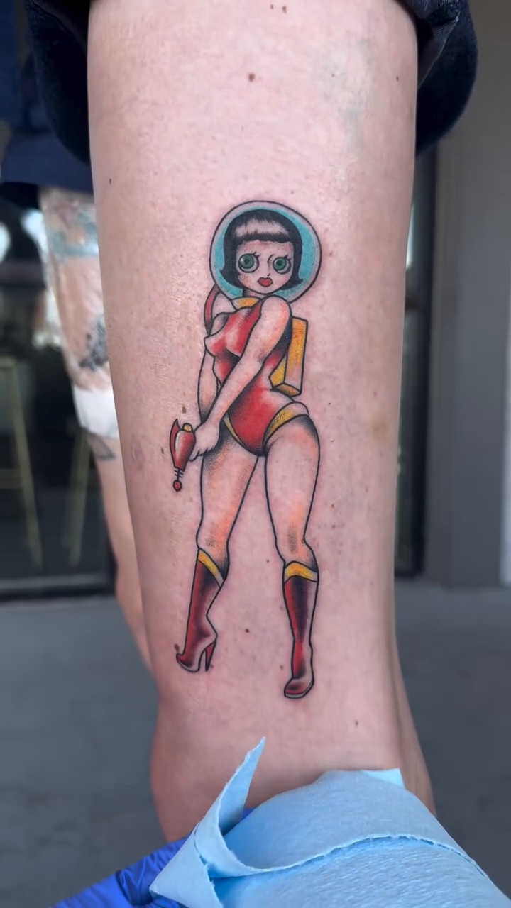 Tattoo by @prettitattooslv — american_traditional