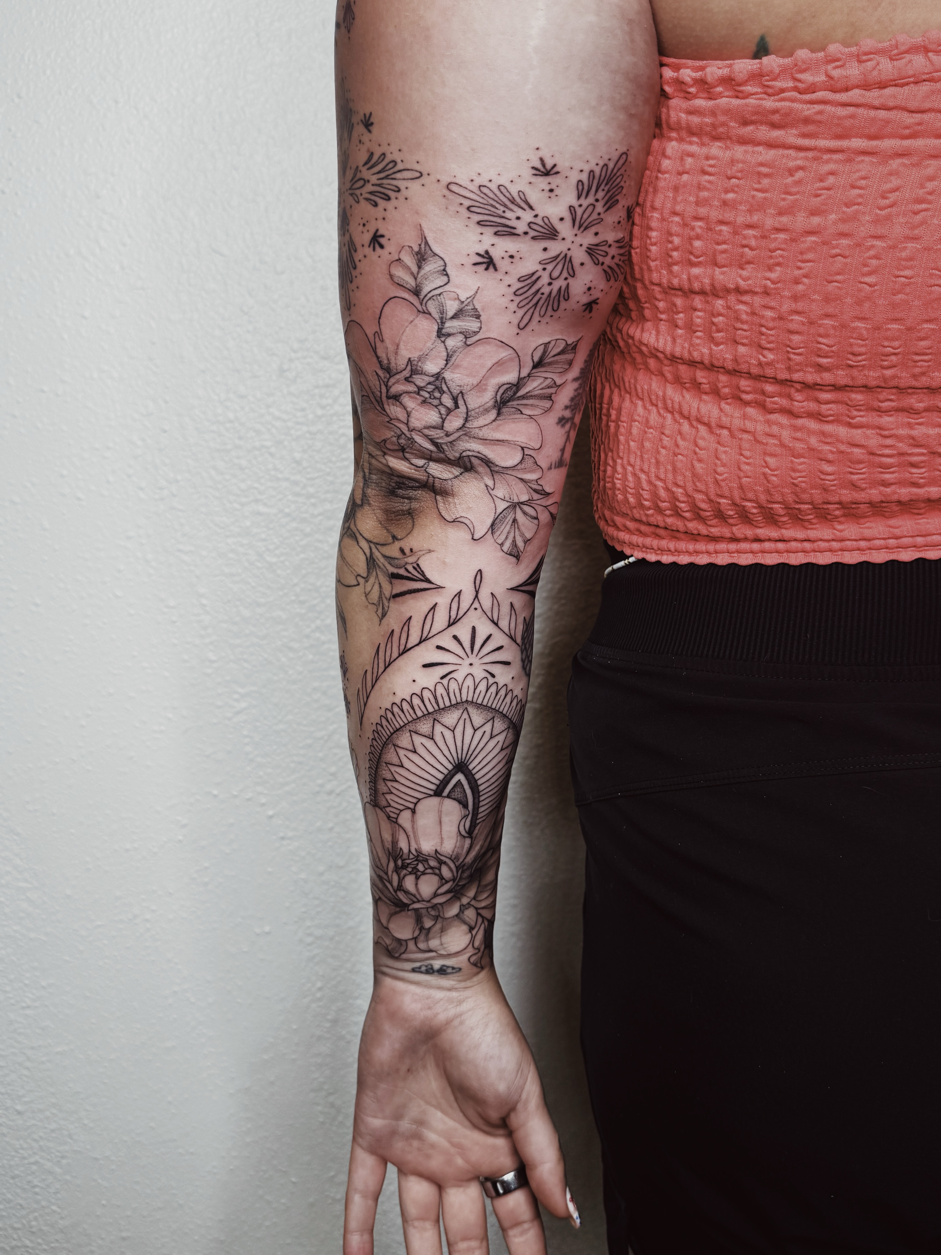 Floral arrangement ornamental tattoo on the forearm by πΉπ°π½πππ΄π½ πΆπ»π΄π½π½, North Logan, Utah