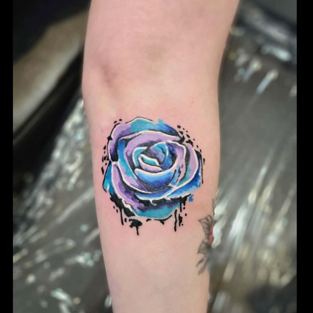 Tattoo by @tattoosbynaez — watercolor, blackwork