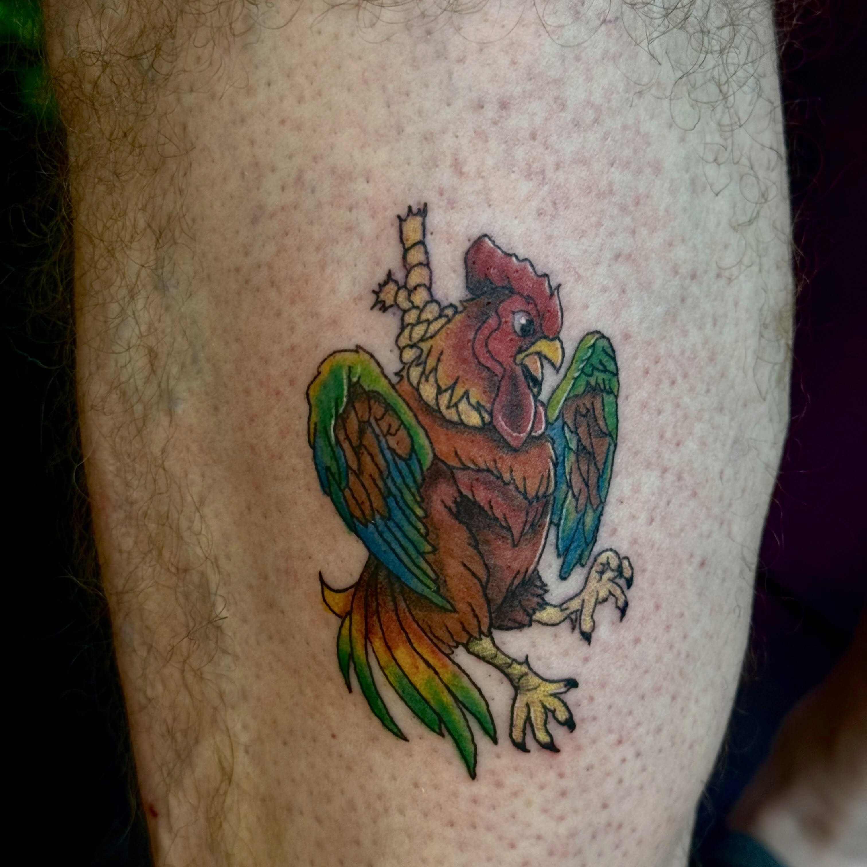 Rooster American traditional tattoo on the thigh by Sabrina