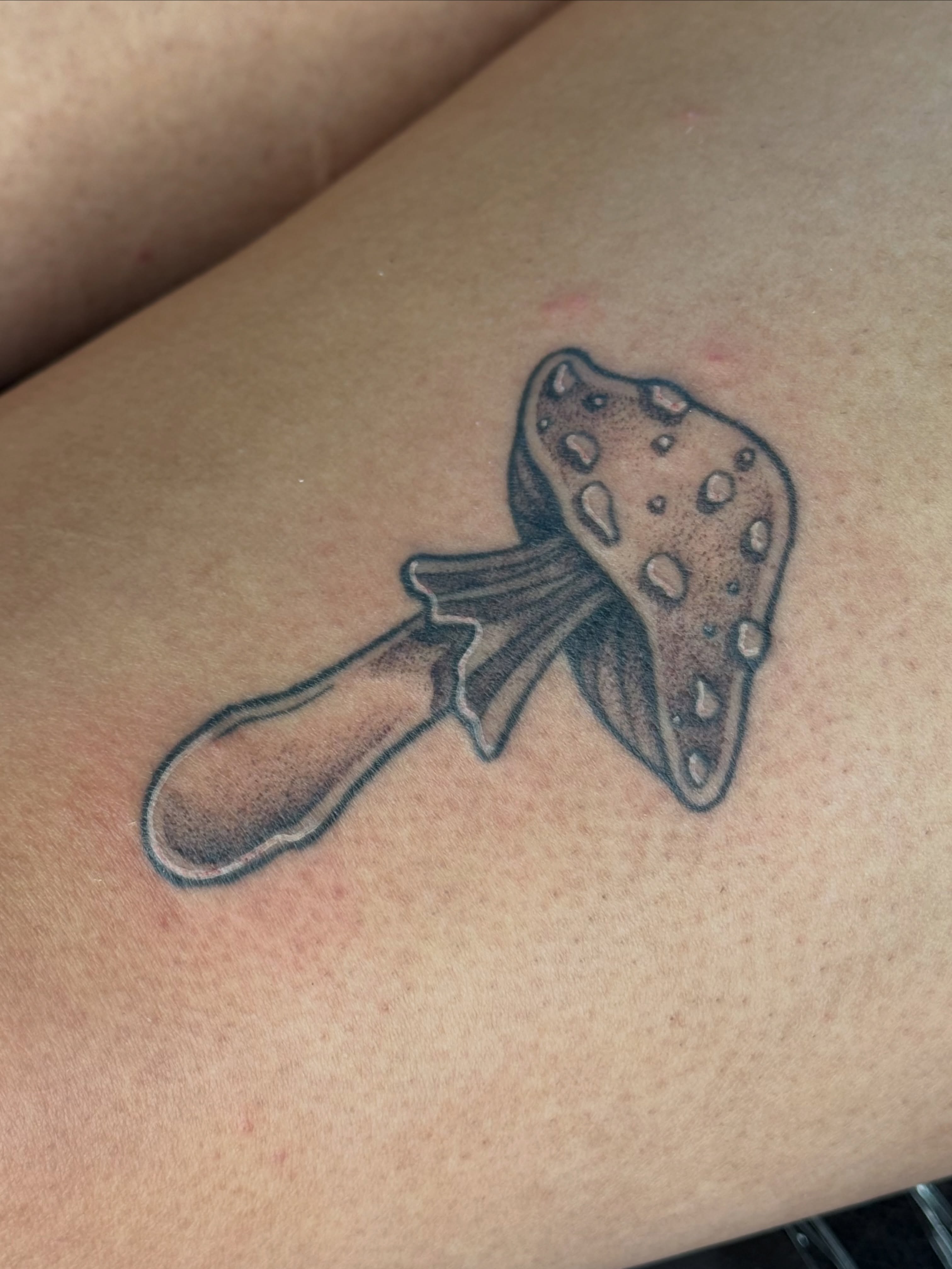Tattoo by @girlypoptattoos — black_and_grey