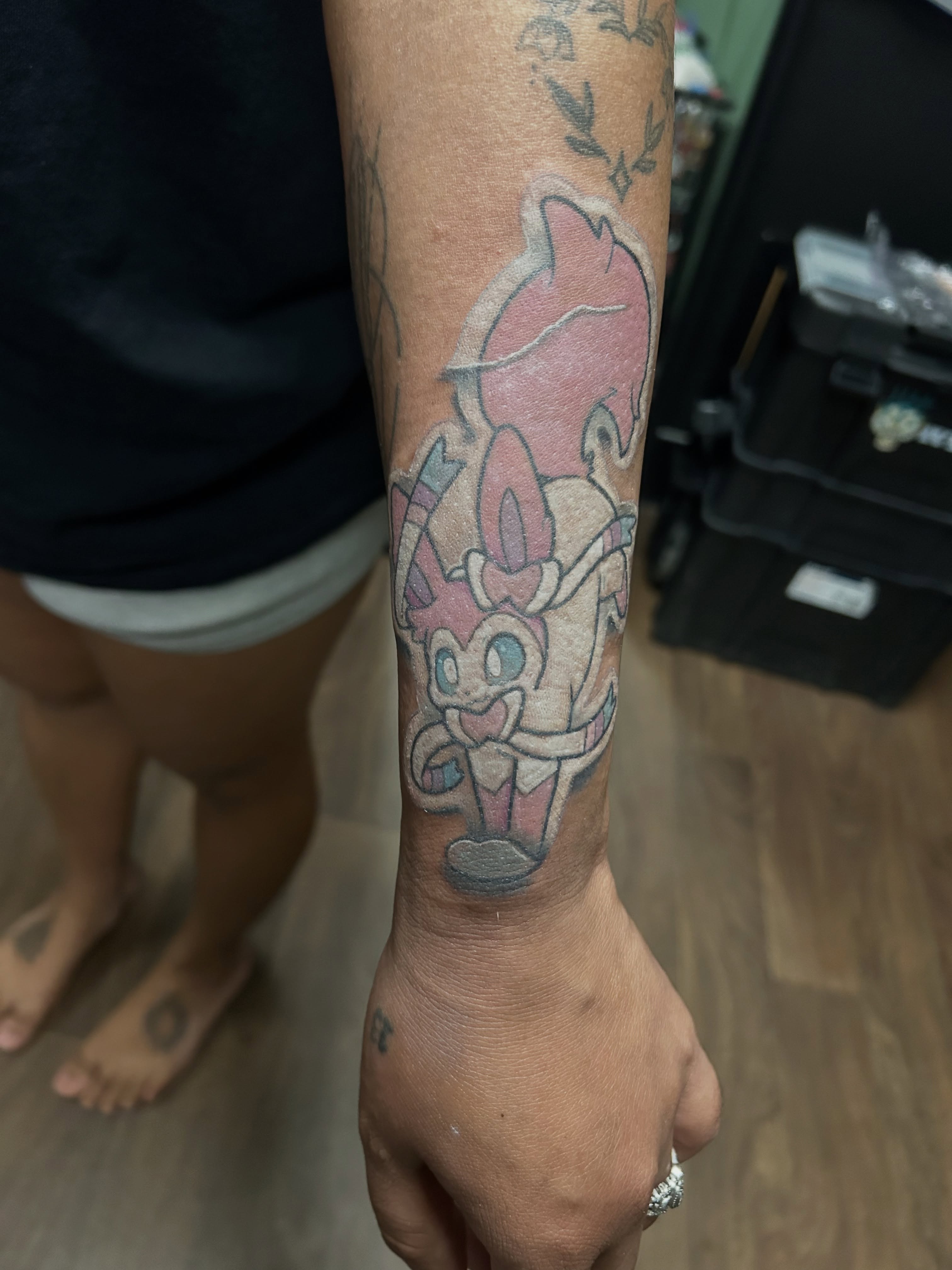 Sonic the hedgehog anime tattoo on the forearm by ⚡️𝑺𝑻𝑬𝑽𝑬 𝑩𝑼𝒀𝑨𝑪𝑯𝑬𝑲⚡️