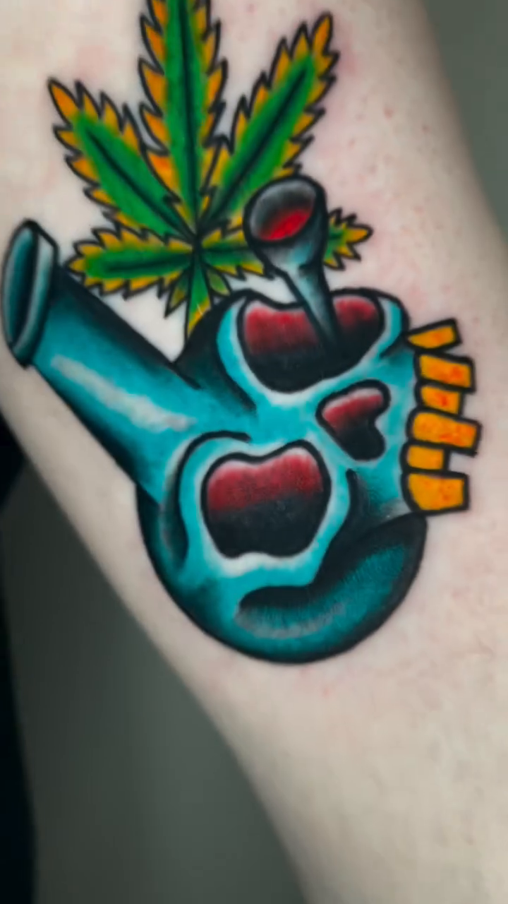 Tattoo by @leery.tattoos โ neo_traditional