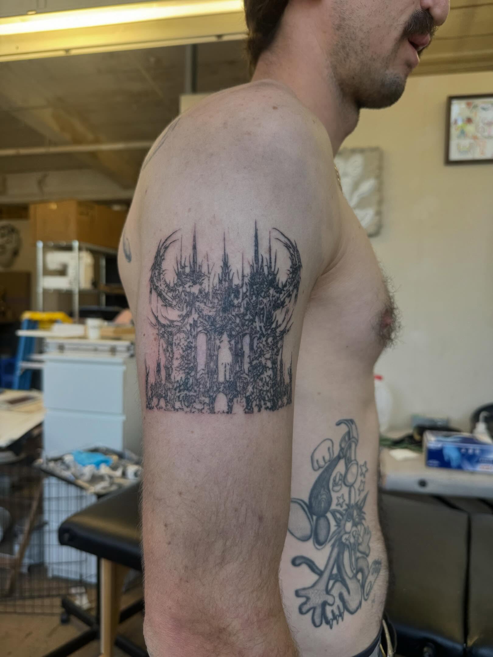 Tattoo by @henry.hank.howdy — black_and_grey