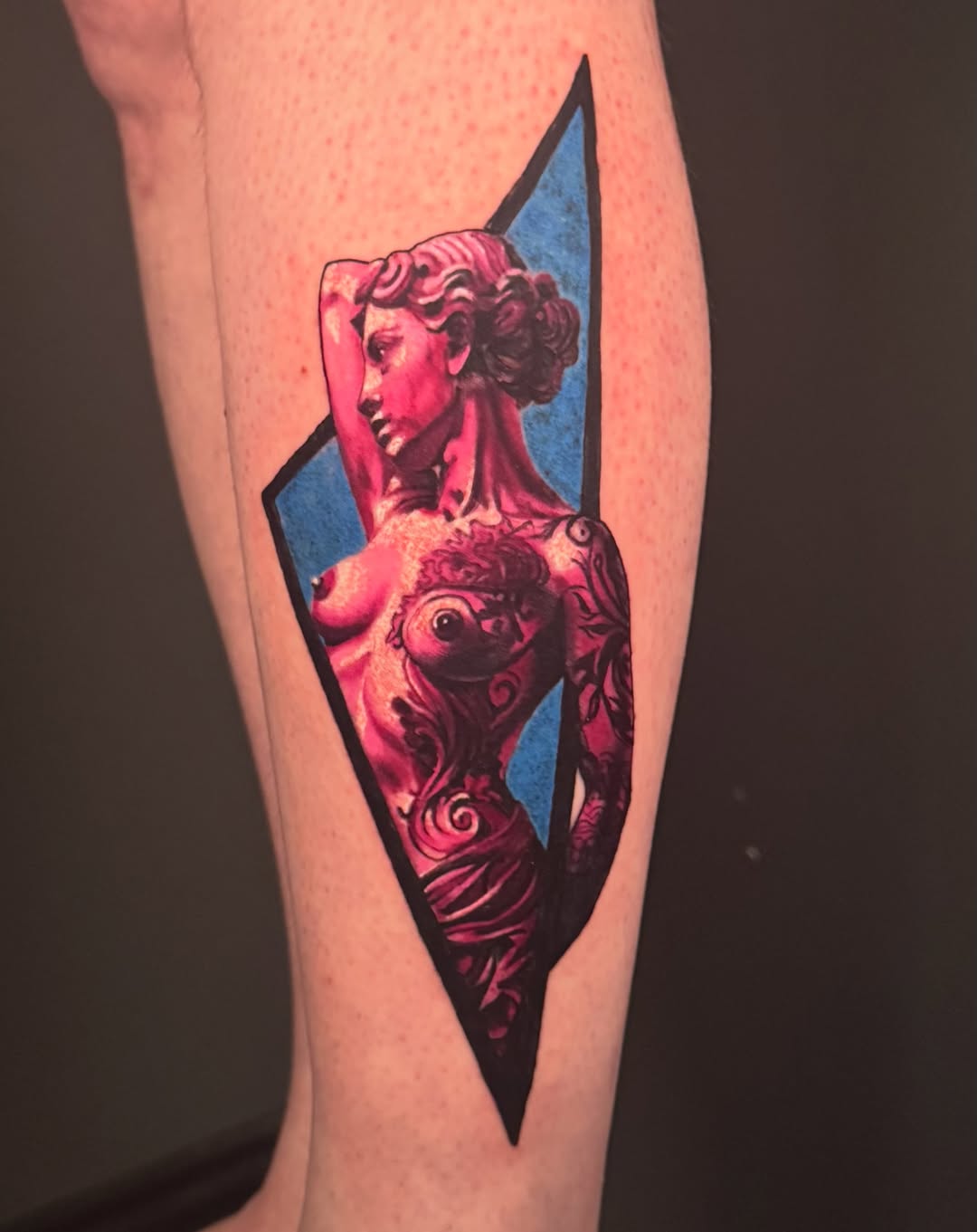 Tattoo by @lindseylanetattoos — realism, trash_polka