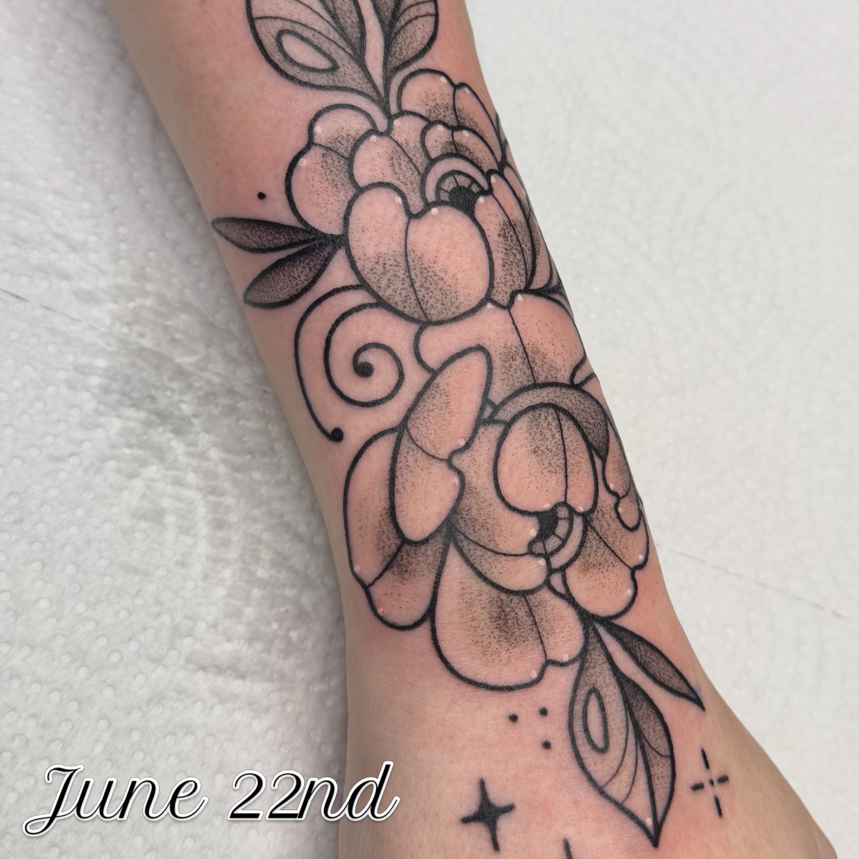 Tattoo by @beltanebeetattoo — dotwork