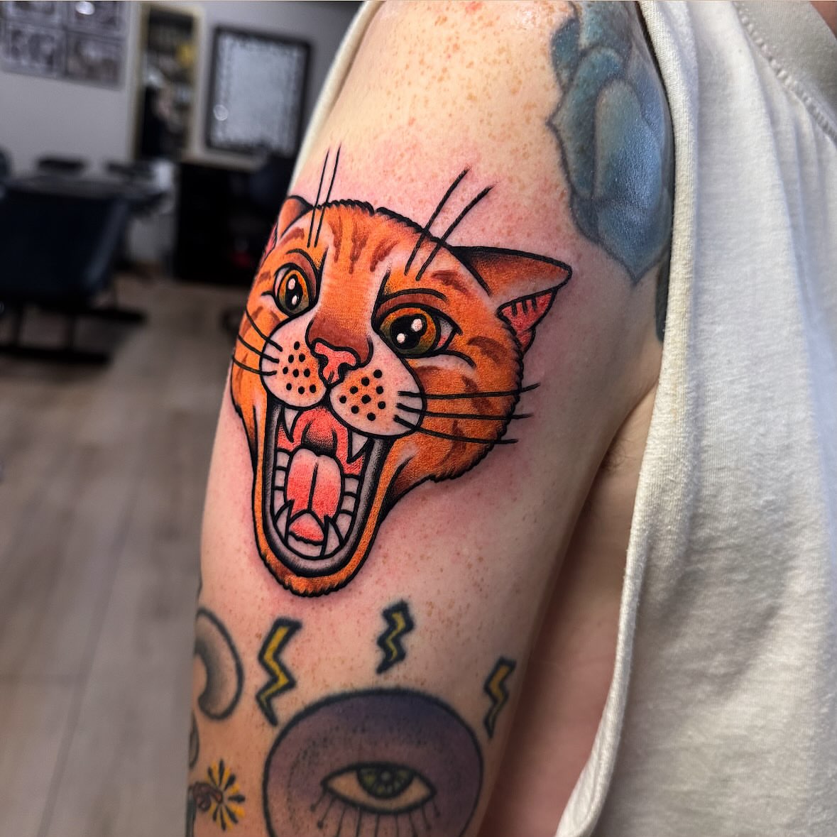 Tattoo by @larrylovestattoos โ american_traditional