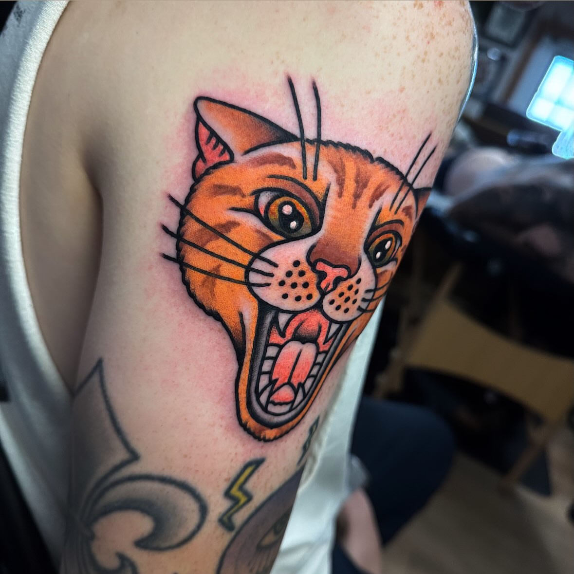 Tattoo by @larrylovestattoos โ american_traditional