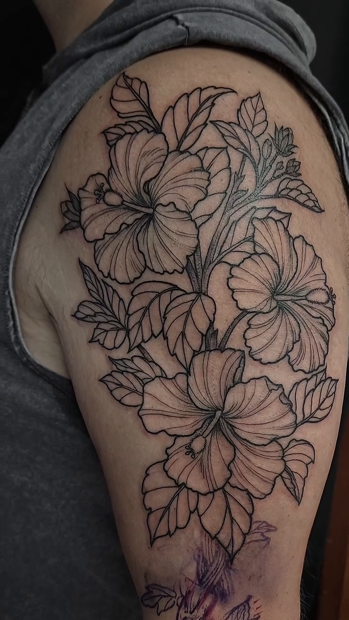 Tattoo by @thelinedefined — fine_line