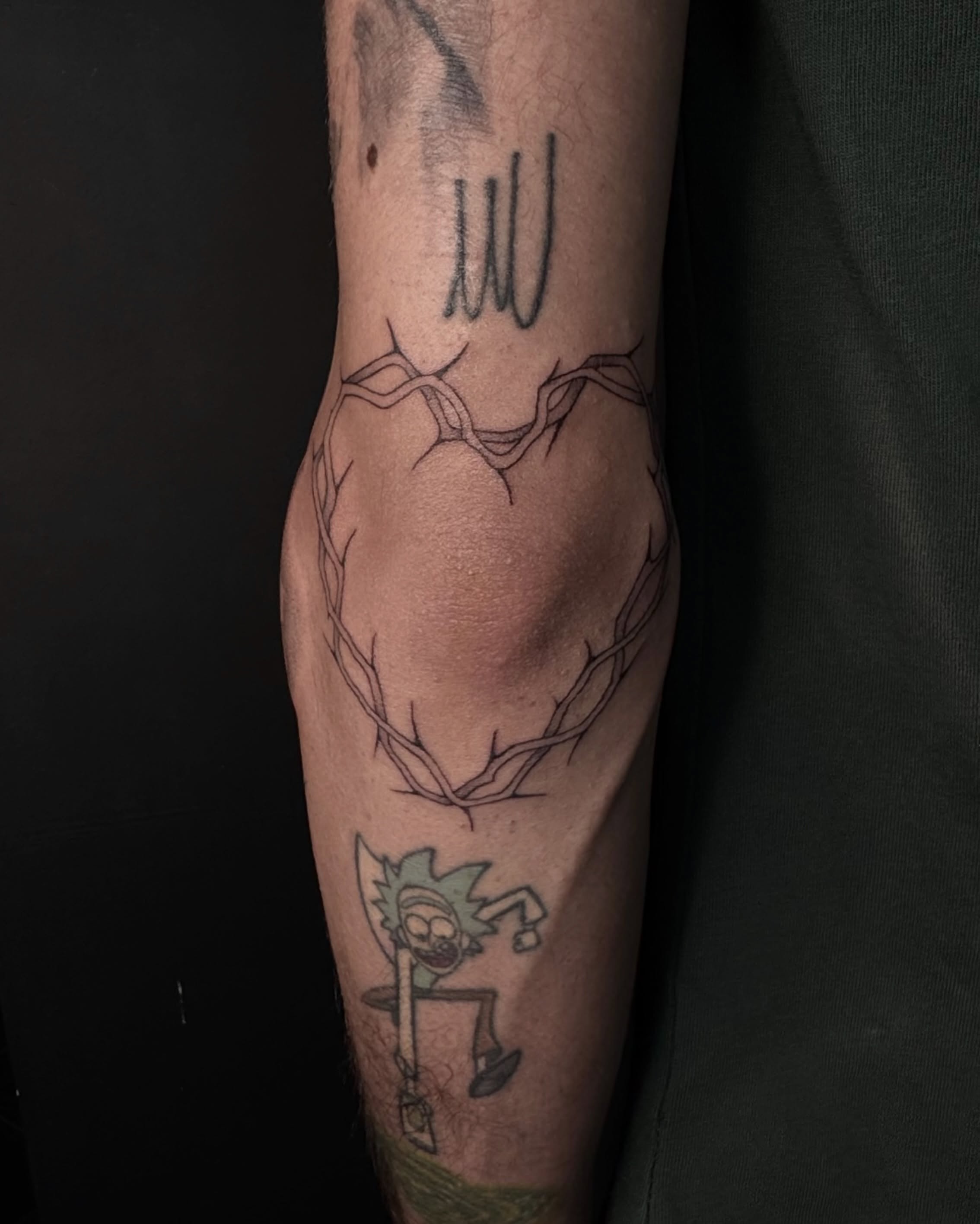 Tattoo by @dnatattoos_ — black_and_grey
