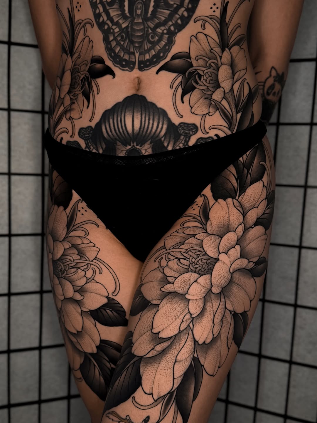 Tattoo by @devxruiz — black_and_grey, japanese_irezumi