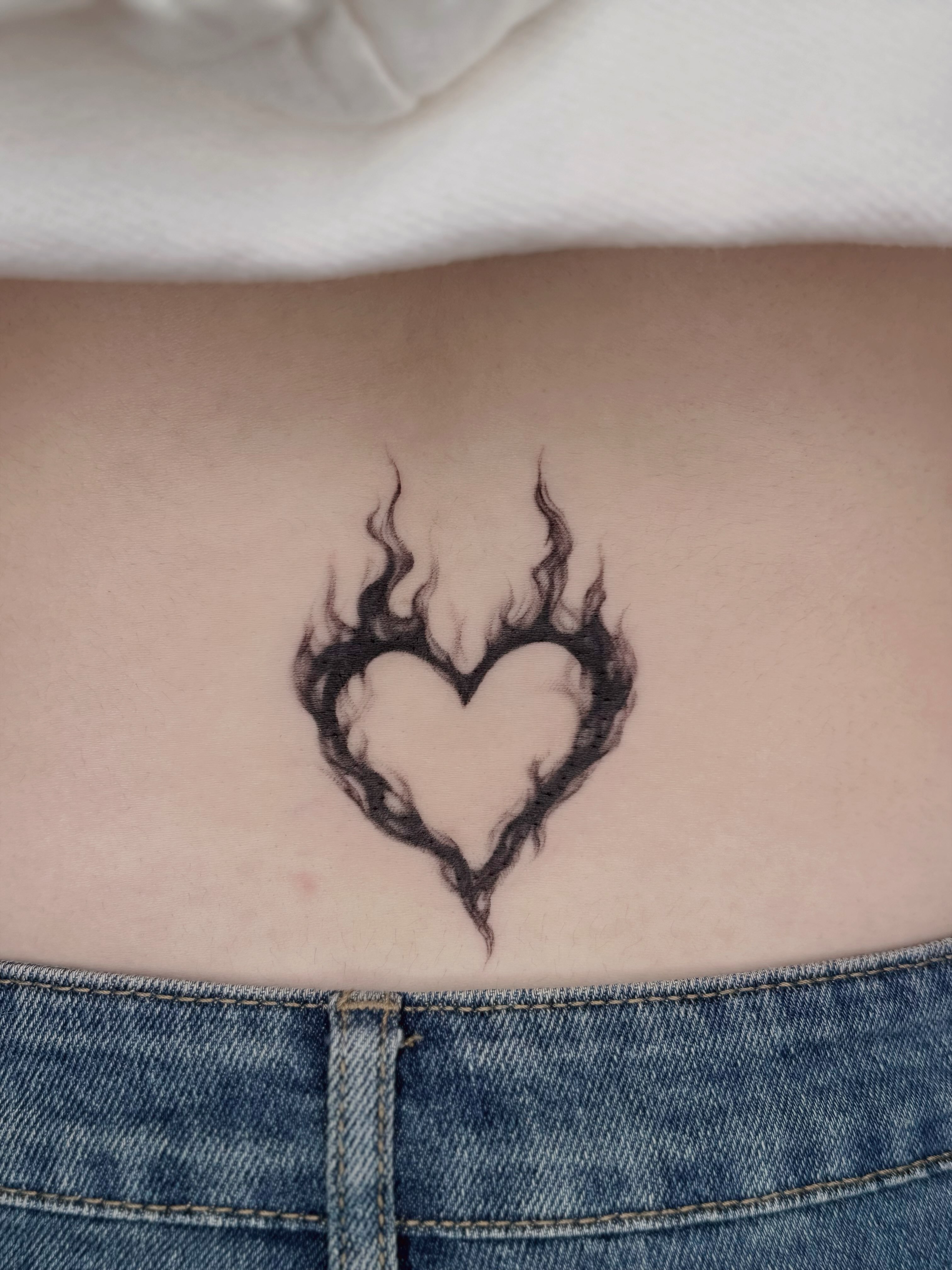 Flaming heart black and grey tattoo on the ribs by ๐๐๐๐ ๐๐๐๐๐๐ ๐๐๐๐๐