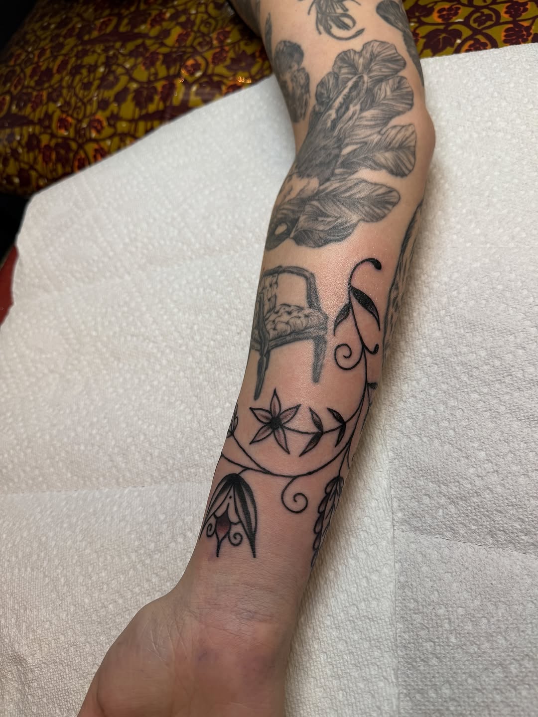 Tattoo by @hannaheddytattoo — fine_line, black_and_grey