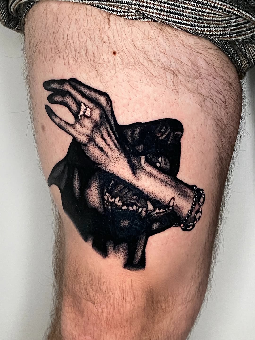 Tattoo by @leery.tattoos โ black_and_grey, realism
