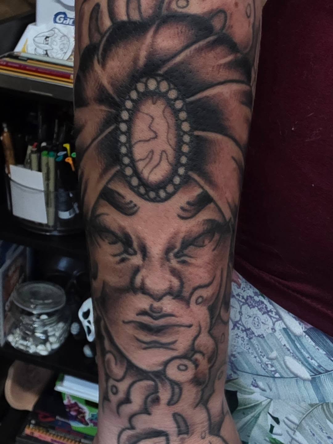 Tattoo by @moe_inkz — realism, dotwork