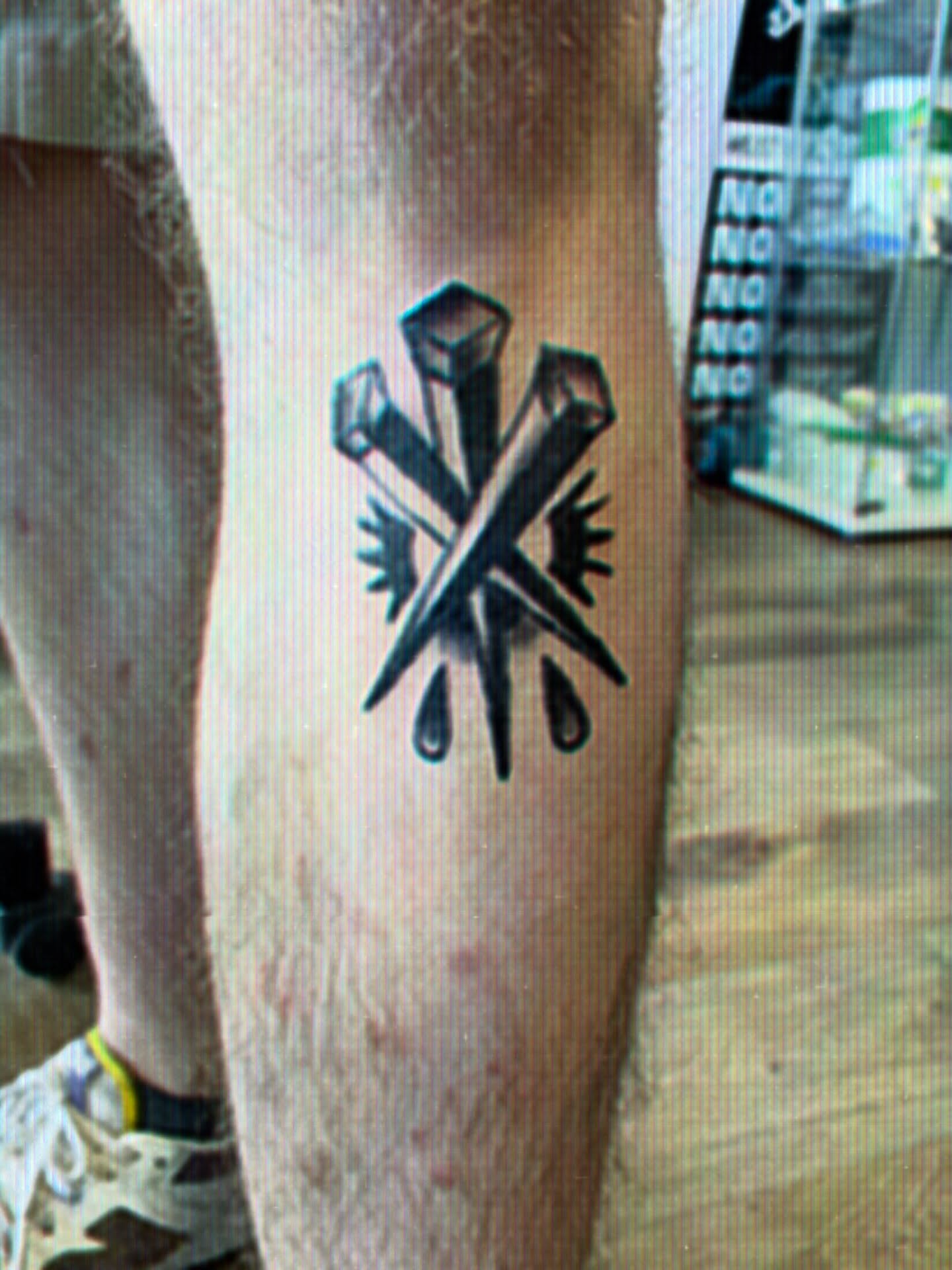 Tattoo by @ashtraybettietattoo — geometric