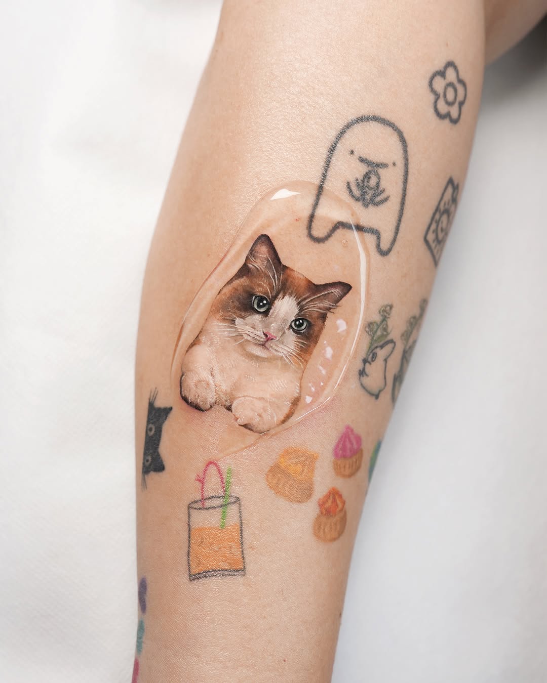 Tattoo by @tattooist_yun — realism, fine_line