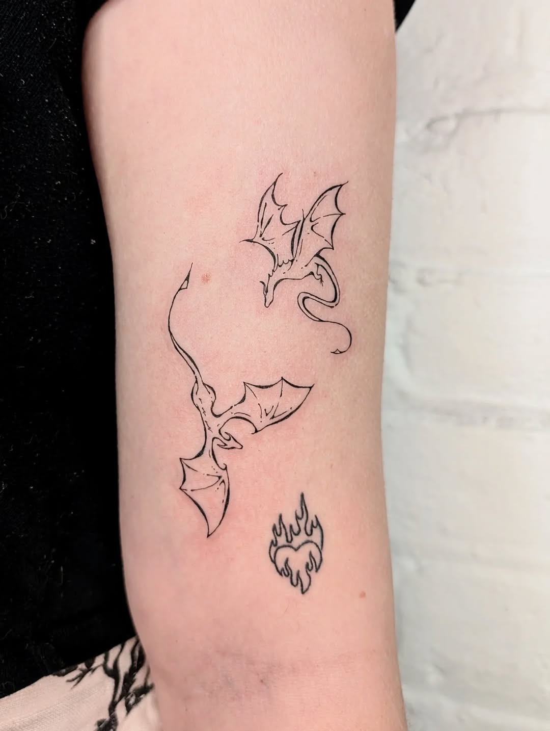 Tattoo by @milagujastattoo — fine_line