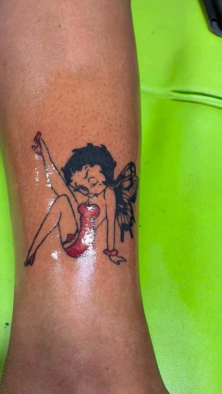 Tattoo by @flyinkthick_ — new_school