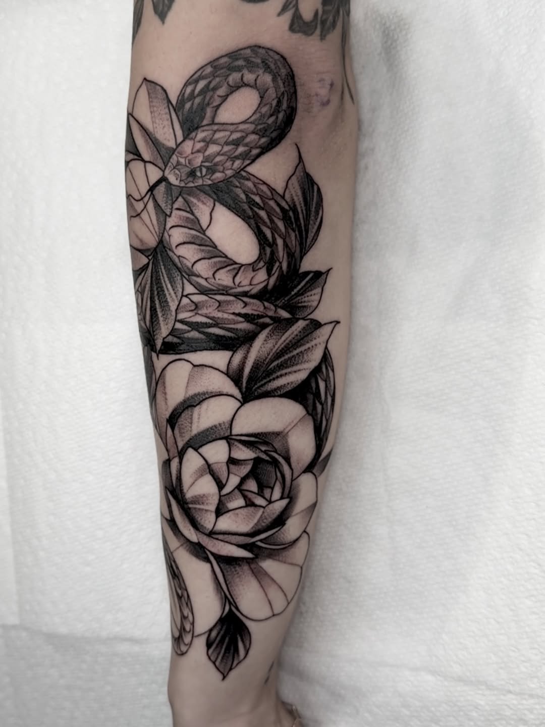 Tattoo by @mattoo33 — black_and_grey, realism