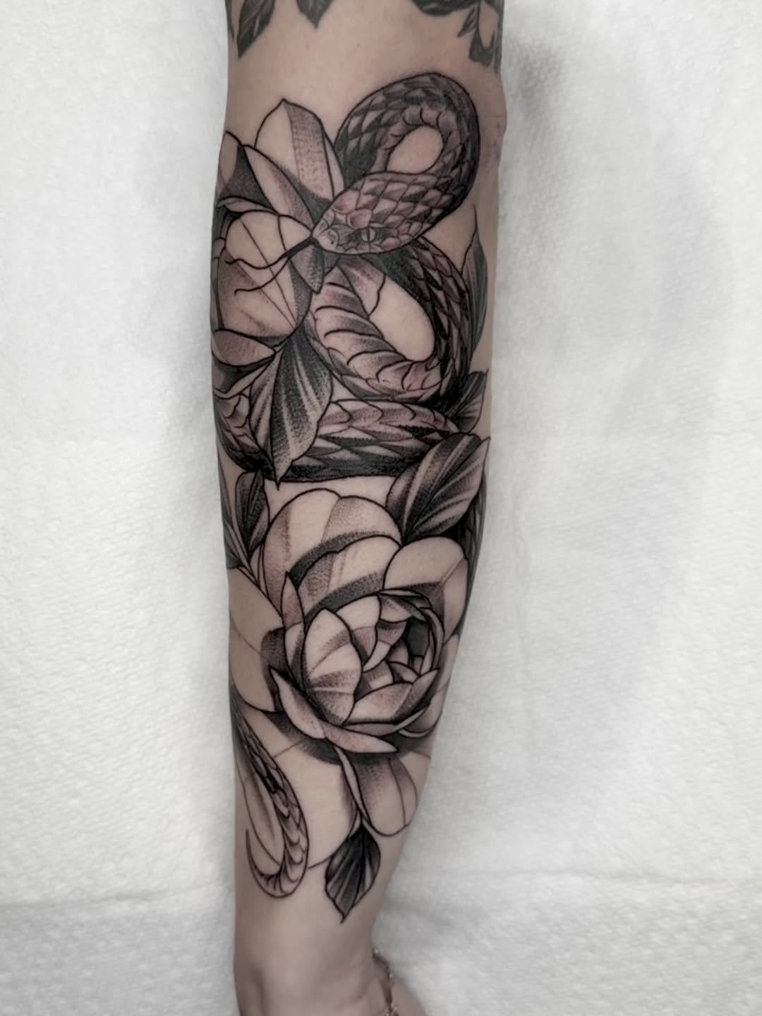 Tattoo by @mattoo33 — black_and_grey, realism