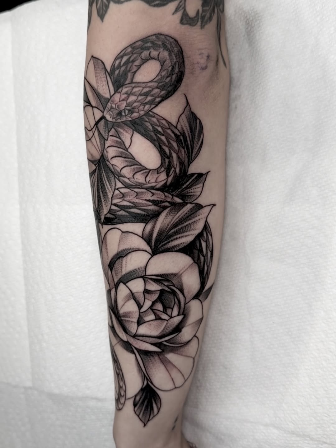 Tattoo by @mattoo33 — black_and_grey, realism