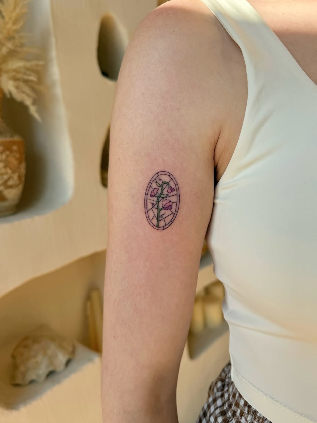 Tattoo by @feelinfineline โ fine_line, minimalist
