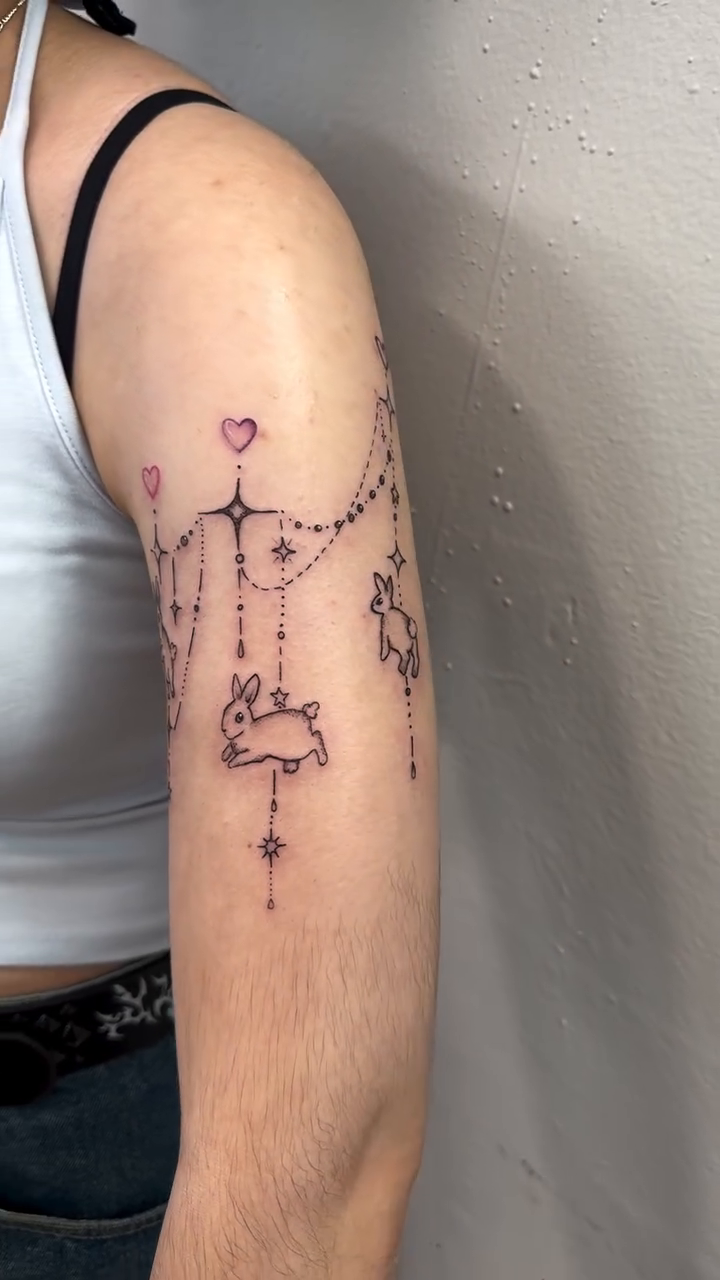 Tattoo by @art_with_lin — fine_line, minimalist