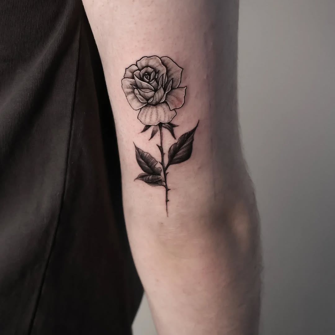 Tattoo by @joc_o_tattoo — fine_line, black_and_grey