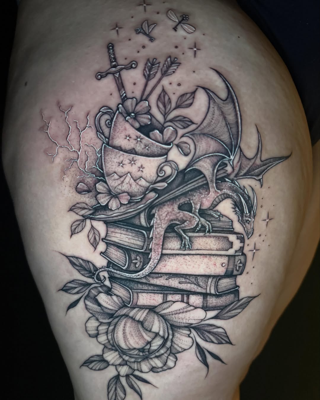 Tattoo by @cascourt — dotwork, black_and_grey