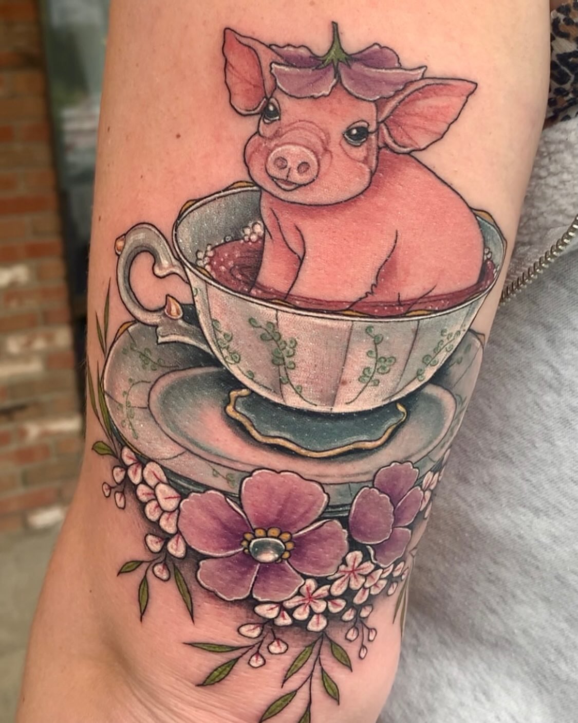 Tattoo by @cascourt — watercolor, realism