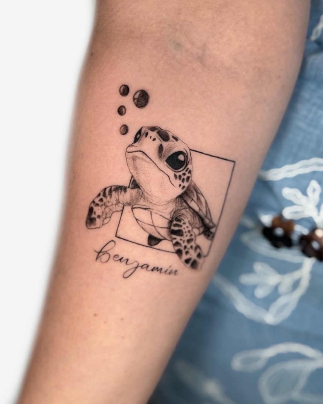 Tattoo by @maaru.tattoo — dotwork, realism