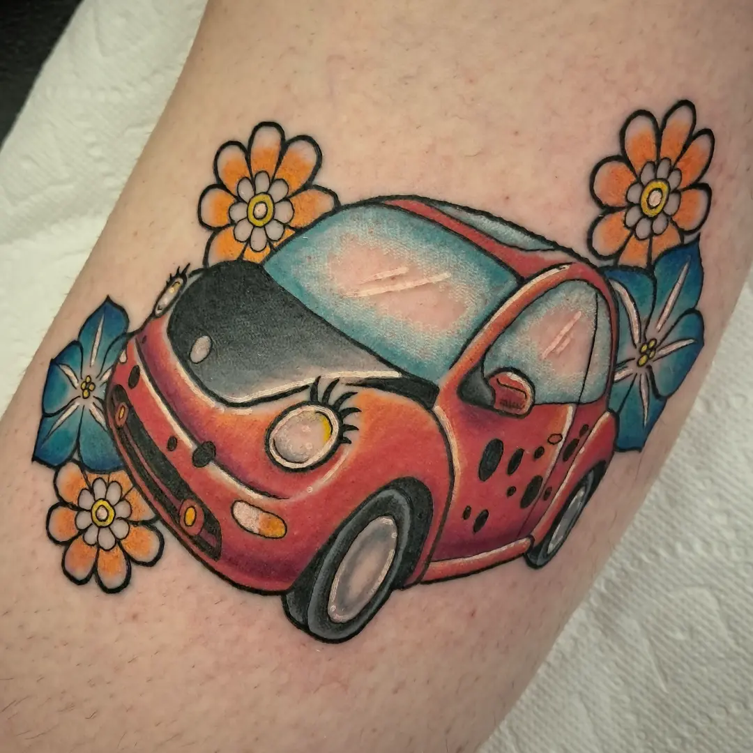 Tattoo by @mucks.tattoos โ trash_polka