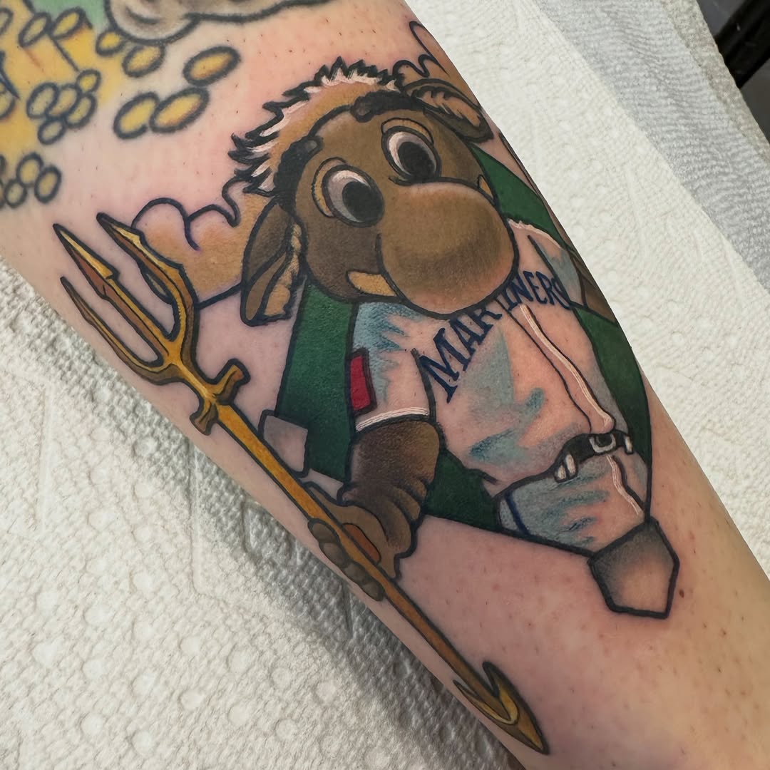 Tattoo by @southpawkate — new_school