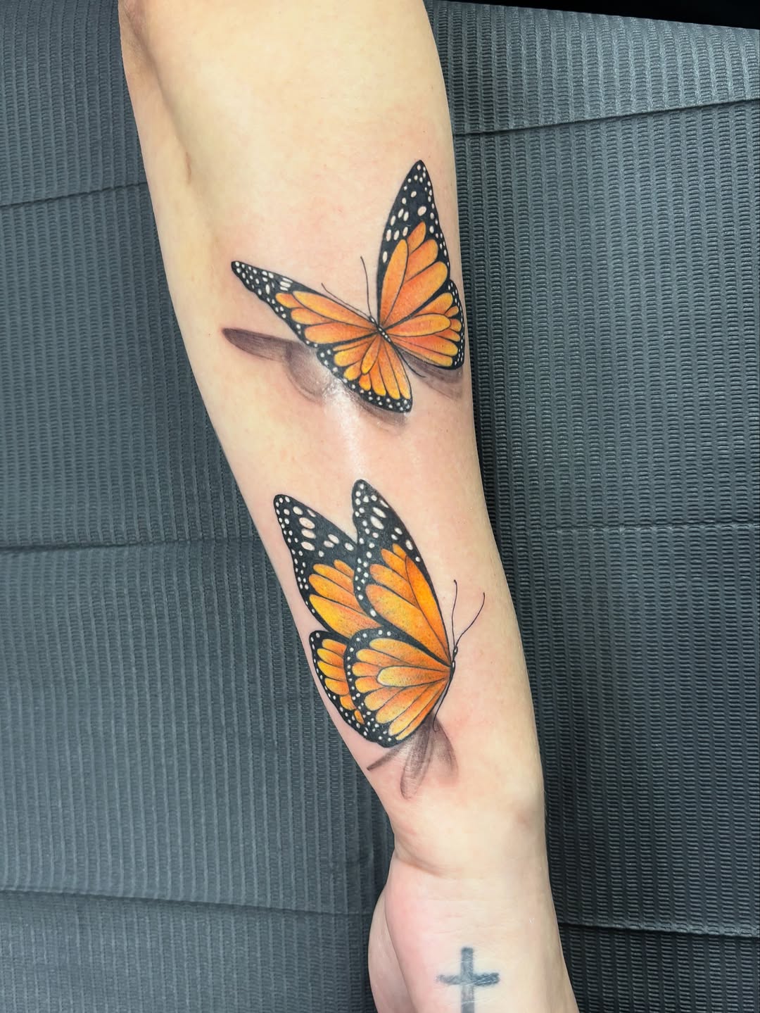 Tattoo by @jennyyyyflores โ realism, fine_line