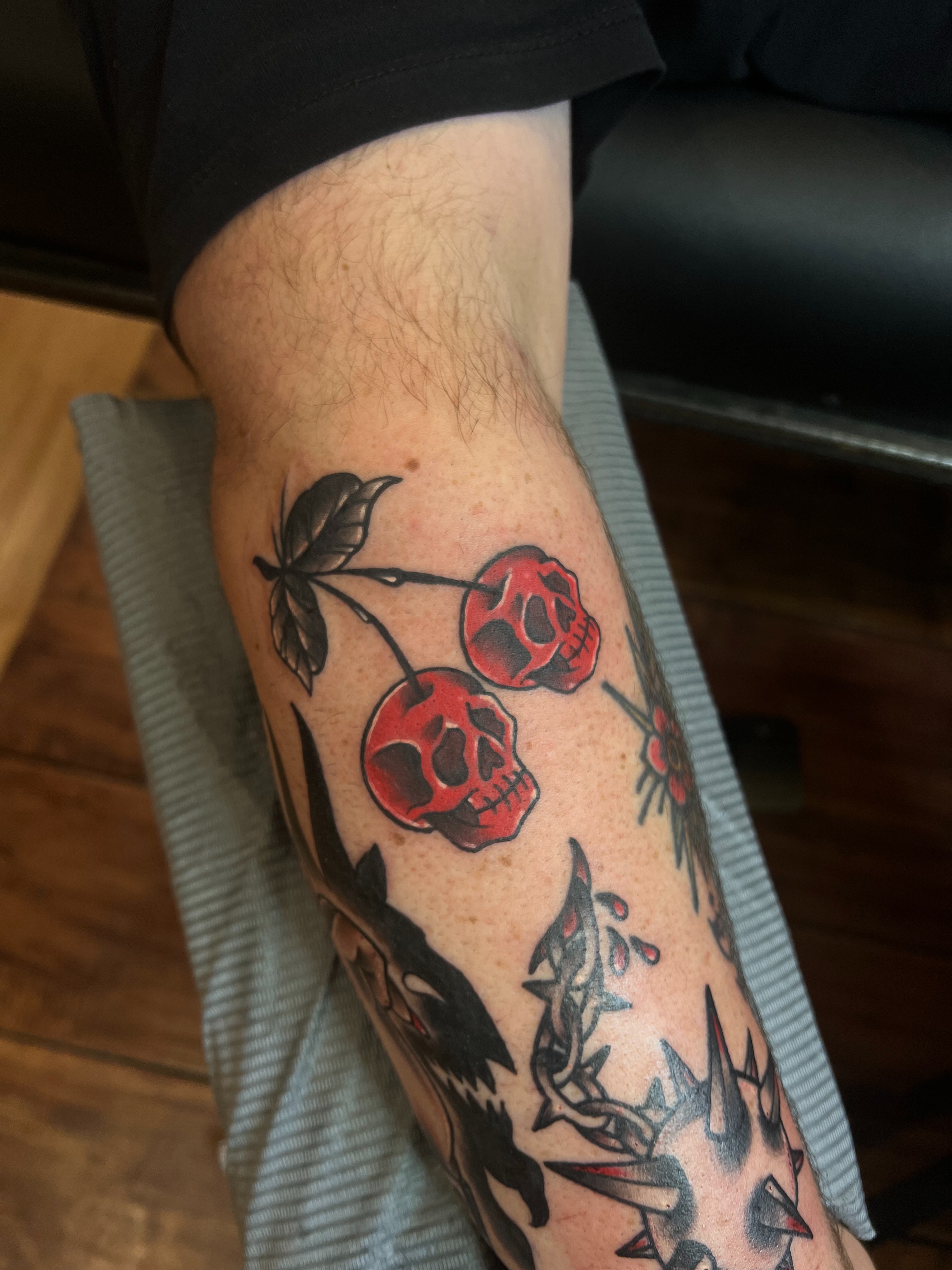 Tattoo by @fizzy_jizzles_wtc — american_traditional