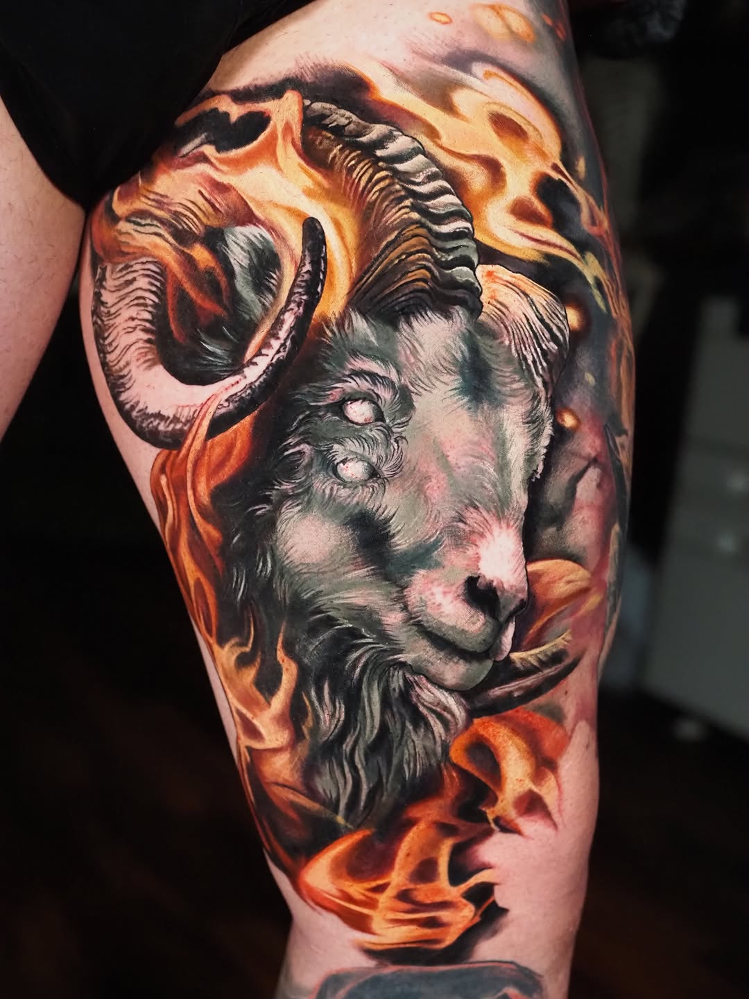 Tattoo by @anna_belle_tattoo — realism, dark_realism