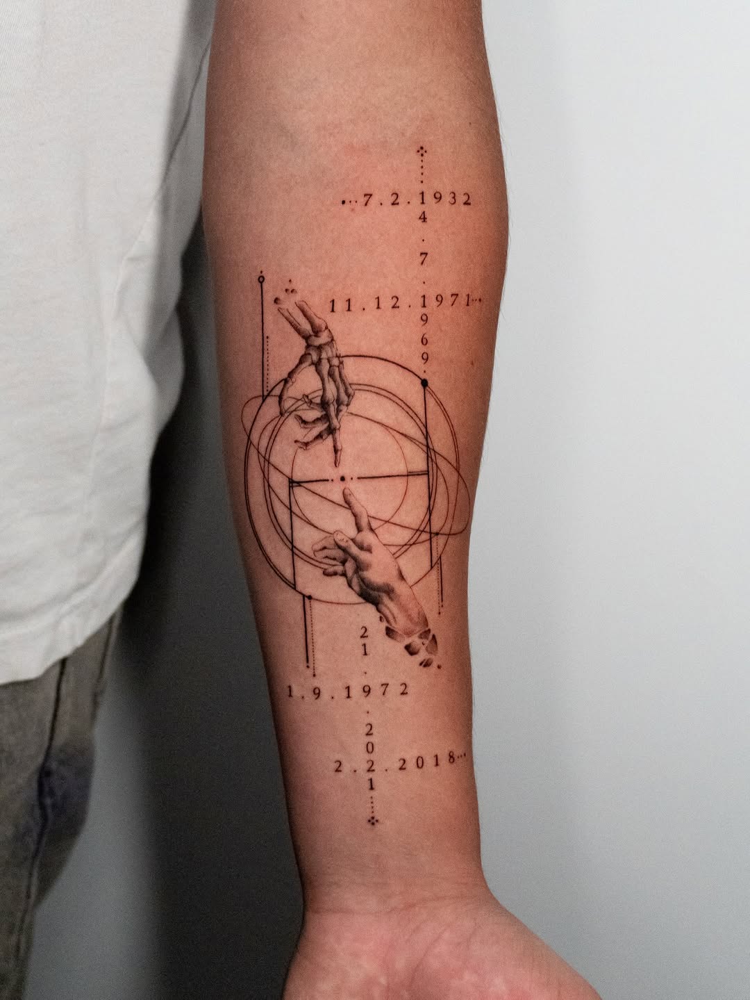Tattoo by @moitattoo — fine_line, realism