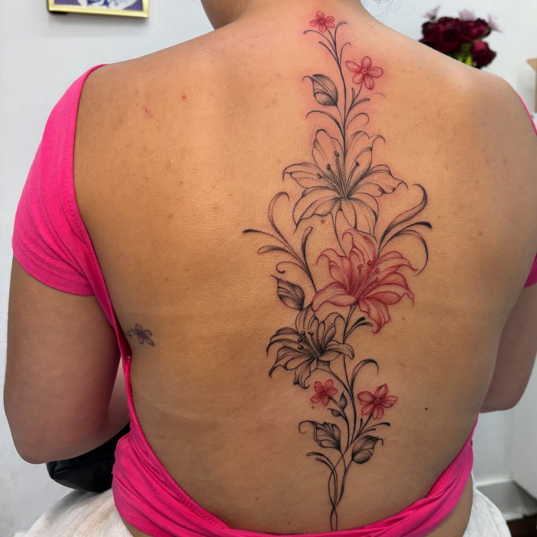 Lilies black and grey tattoo on the back by ꩜ 𖦹