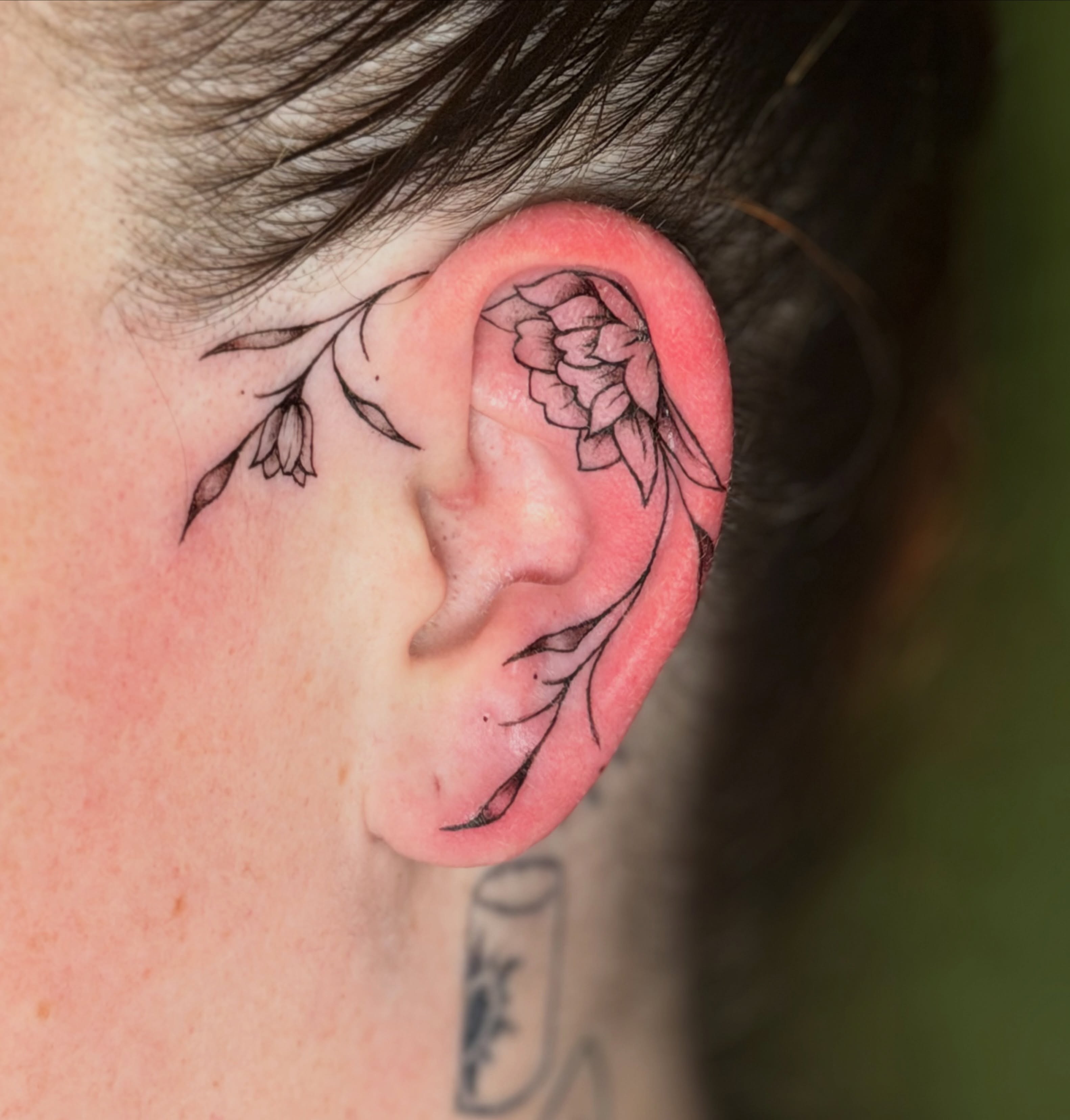 Tattoo by @sumsumtattoos — fine_line